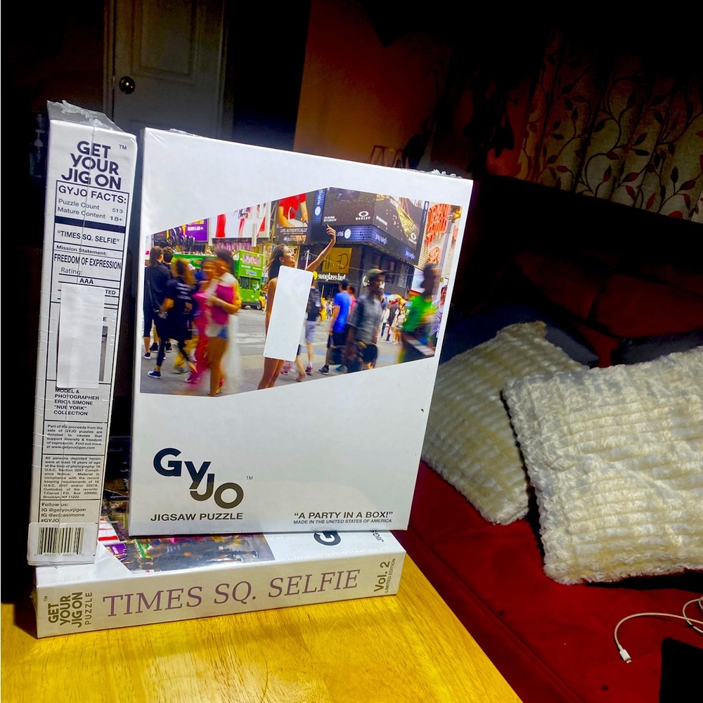 Gyjo Get Your Jig on~Times Square Selfie Vol 2 ~513 PC Erotica Puzzle/ 18+